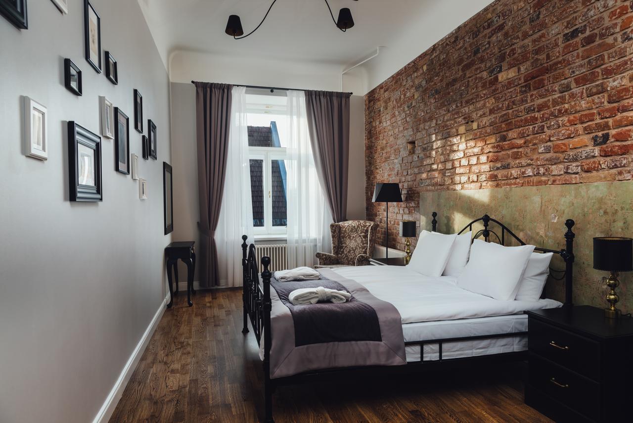 Sherlock Art Hotel Riga Exterior photo