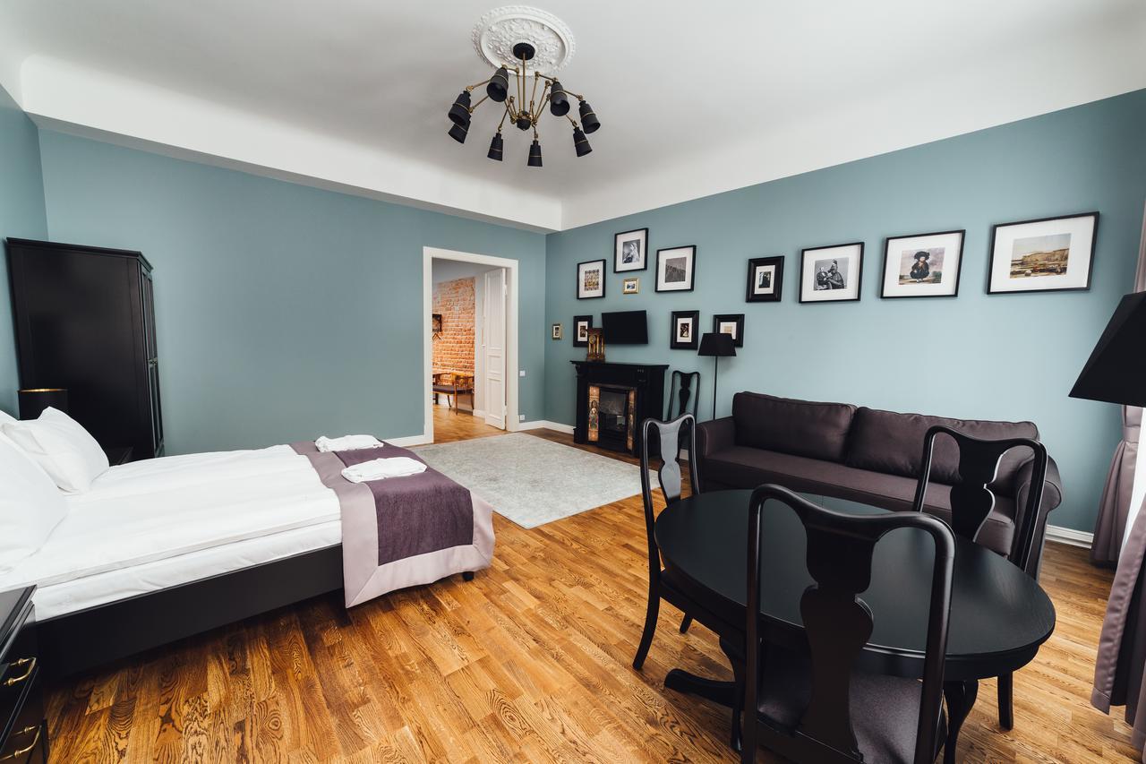 Sherlock Art Hotel Riga Exterior photo